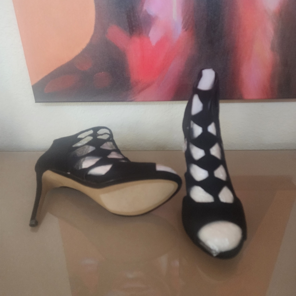New Black Size 11